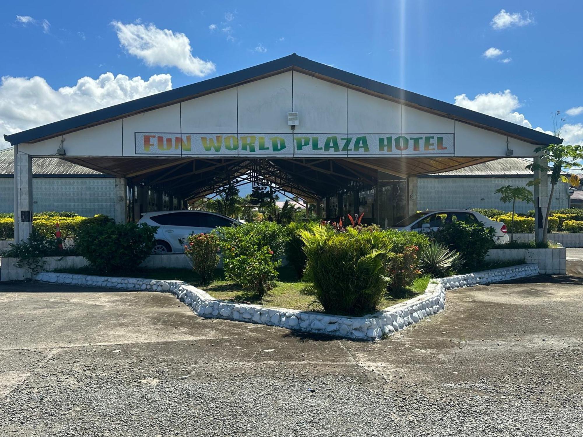 Funworld Plaza Hotel Nadi Bagian luar foto