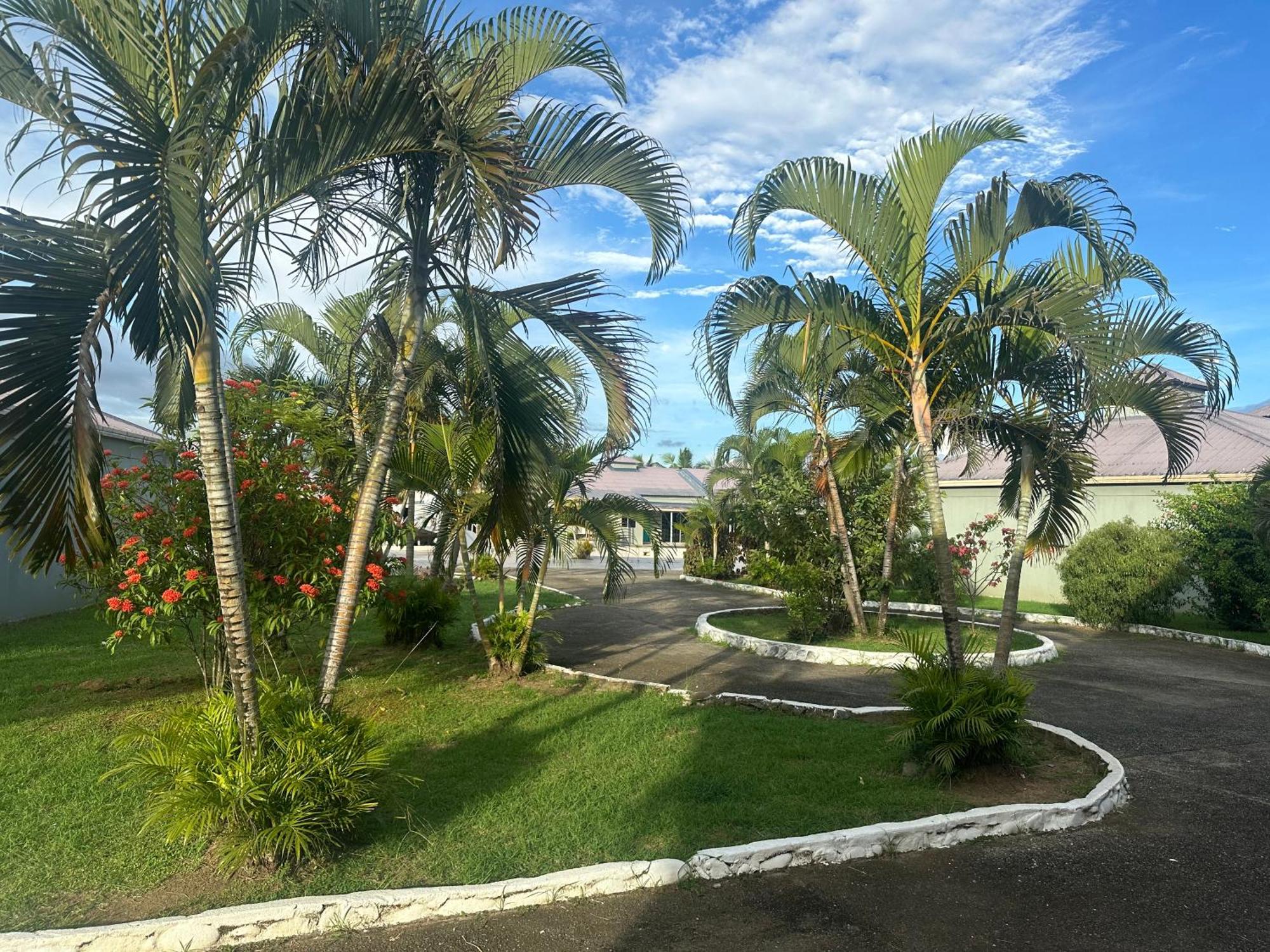 Funworld Plaza Hotel Nadi Bagian luar foto
